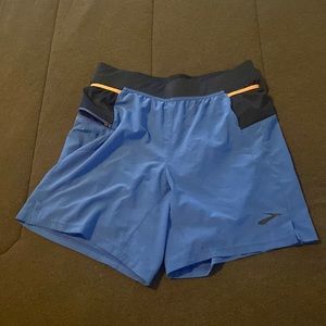 Brooks run happy shorts mens small